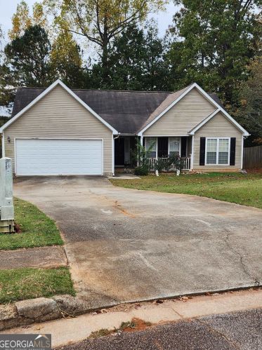 412 Northwind Way, Stockbridge GA  30281-6252 exterior