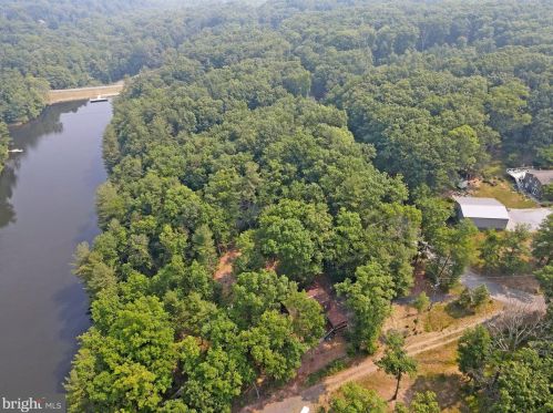 85 Audubon Rd, Hedgesville WV exterior