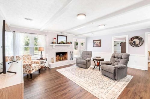 2433 Raven Wood Ct, Lithonia, GA 30078-3726