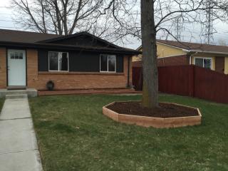 908 Jasmine St, Denver CO  80220-4516 exterior
