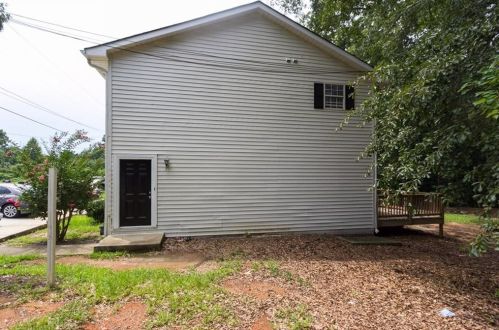 1216 Old Covington Hwy, Conyers GA  30012-5482 exterior