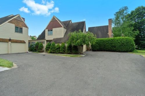 6 Cottonwood Ct, Granby CT  06035-2415 exterior