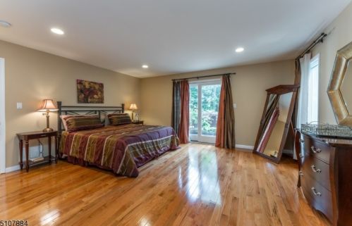 2 Brookview Cir, Dover NJ  07869-4636 exterior