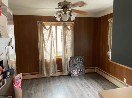 845 Cannon Ave, Saint Paul MN  55126-3831 exterior