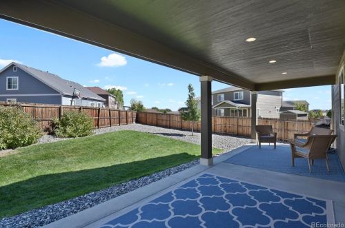 22115 Mansfield Pl, Aurora CO 80018 exterior
