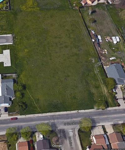 2005 Stockton St, Stockton, CA 95206-1801