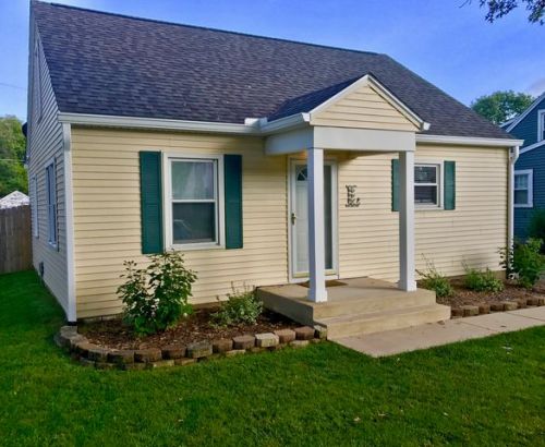 416 Nelson Ave, Mayfair, IL 61550-1924