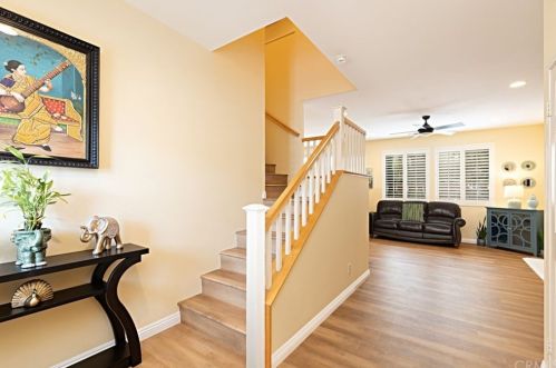 14 Brookhollow, Irvine CA  92602-0788 exterior