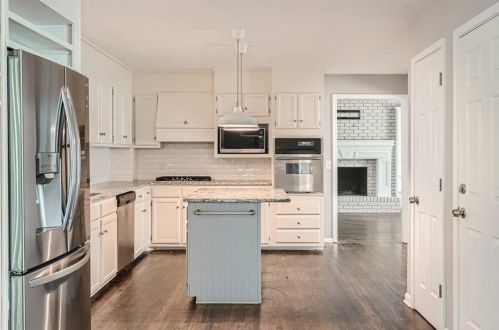 8953 Dornoch Cir, Winston GA  30187-1263 exterior