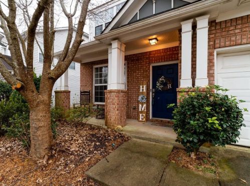 1376 Dukes Creek Dr, Kennesaw, GA 30152-8231