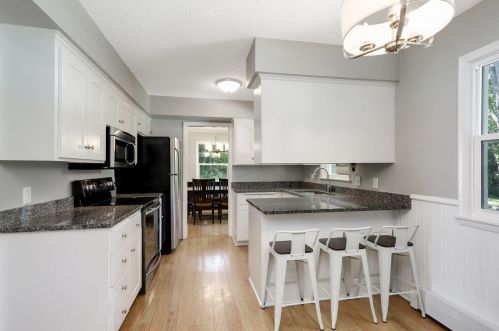 176 Cimarron Rd, Saint Paul MN  55124-9723 exterior