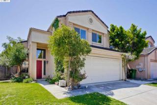 445 Calistoga Cir, Fremont, CA 94536-7622
