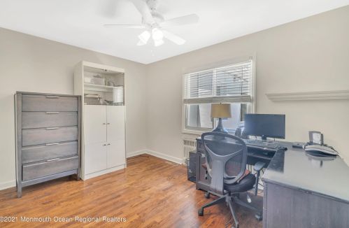 400 Parkview Ave, Tinton Falls NJ 07712-4732 exterior