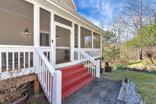 256 Cross Creek Trl, Demorest, GA 30535-5556