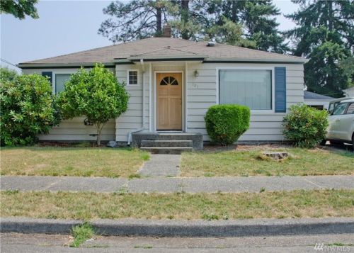521 Boyd Ave, Sumner, WA 98390-1701