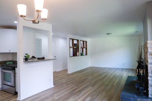 3375 Chisholm Trl, Boulder, CO 80301-1922