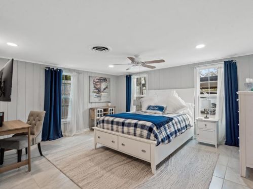 6116 Locke Ave, Fort Worth TX  76107-5515 exterior