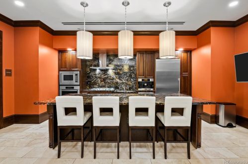 5455 Landmark Pl, Englewood CO  80111-1946 exterior