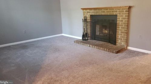 11195 Kensington Pl, Fredericksburg, VA 22407-7631