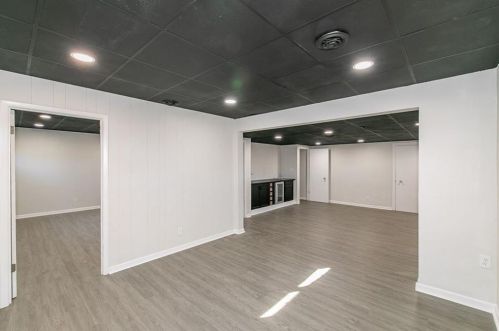 3007 Dogwood Dr, Atlanta GA  30344-3905 exterior