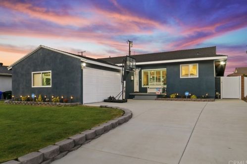 11422 Mollyknoll Ave, Whittier, CA 90604-3541