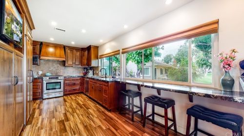 5255 Thorn Tree Ln, Irvine CA  92612-2346 exterior