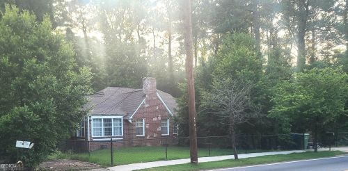 648 Hamilton E Holmes Dr, Atlanta, GA 30318-6124