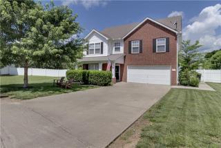 1317 Roxbury Ct, Murfreesboro, TN 37128-2715