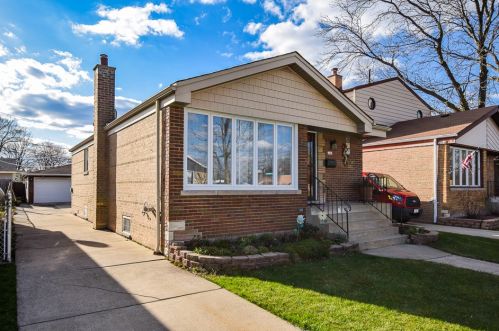 5104 Rutherford Ave, Chicago, IL 60638-1129