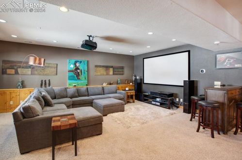 450 Black Bear Trl, Woodland Park CO 80863-8941 exterior