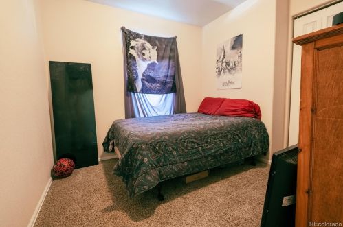 3721 Riverside Pkwy, Greeley CO  80620-2801 exterior