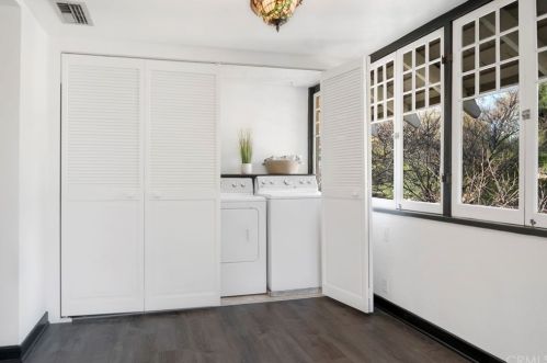 4465 5th St, Riverside CA  92507-4110 exterior