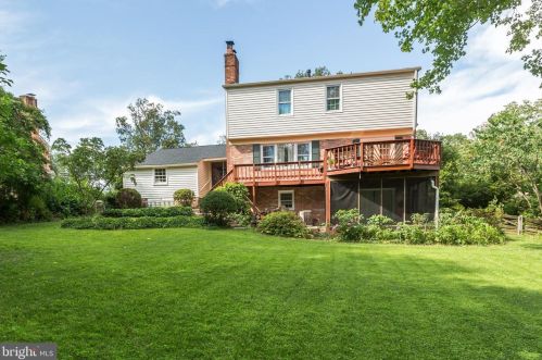 4309 Willow Woods Dr, Annandale, VA 22003-3841