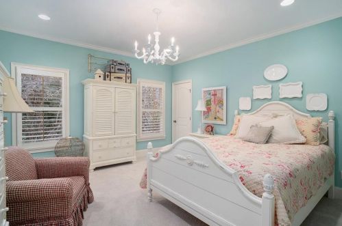 57 Habersham Cove Dr, Atlanta GA  30305-5402 exterior