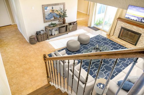 2469 Caminito Venido, San Diego, CA 92107-1538