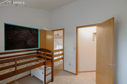 2730 Sunnywood Ave, Woodland Park CO  80863-9401 exterior