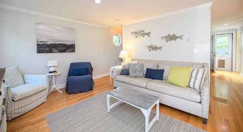 32 Porpoise Dr, Rye, NH 03870-2116