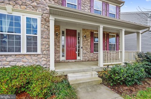 68 Eisentown Dr, Lovettsville, VA 20180-8545