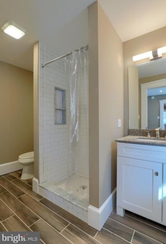 26 Vine St, Lancaster PA  17603-5259 exterior