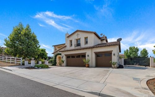 16711 Nandina Ave, Riverside, CA 92504-8702