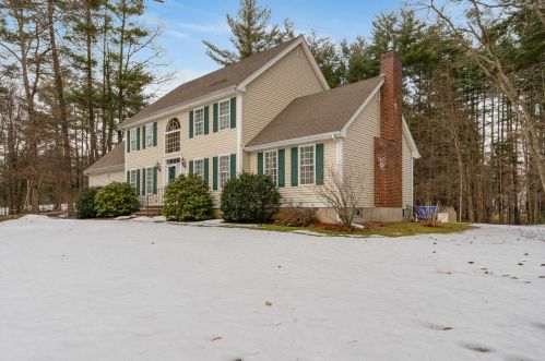 34 Buckingham Dr, Londonderry, NH 03053-2311