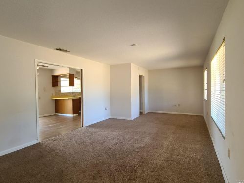 112 Lassen Cir, Vacaville, CA 95687-3402