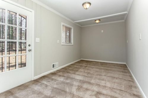 2285 Enon Rd, Atlanta GA  30349-1282 exterior