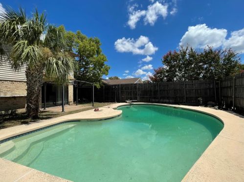 3218 Shield Ln, Garland TX  75044-4524 exterior