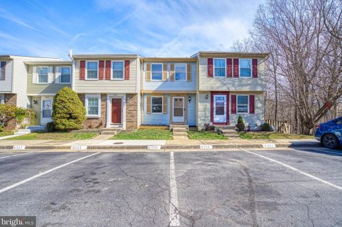 8359 Bark Tree Ct, Springfield VA  22153-3832 exterior
