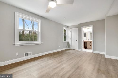 1253 Cresthaven Dr, Silver Spring MD 20903-1107 exterior