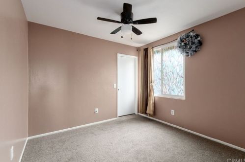 8450 Tamarind Ln, Riverside CA  92509-5180 exterior