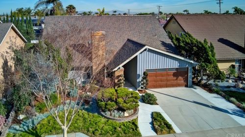 9476 Cambridge St, Cypress, CA 90630-2706