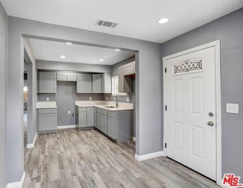 3156 Wallace St, Riverside CA  92509-4655 exterior