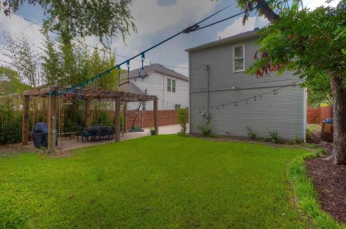 3762 4th St, Fort Worth TX  76107-2054 exterior